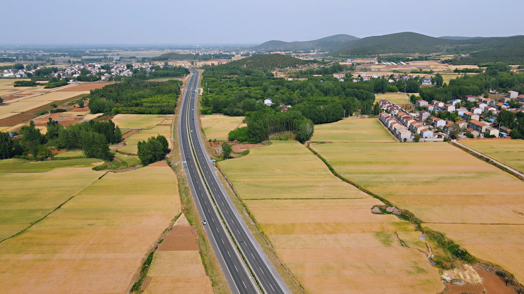 道路標(biāo)志標(biāo)線標(biāo)牌